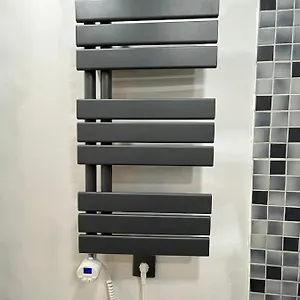 Bright: Flat With Balcony - Kitchen - Free Parking Apartment