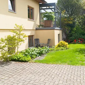 über Den Dächern Von Apartment